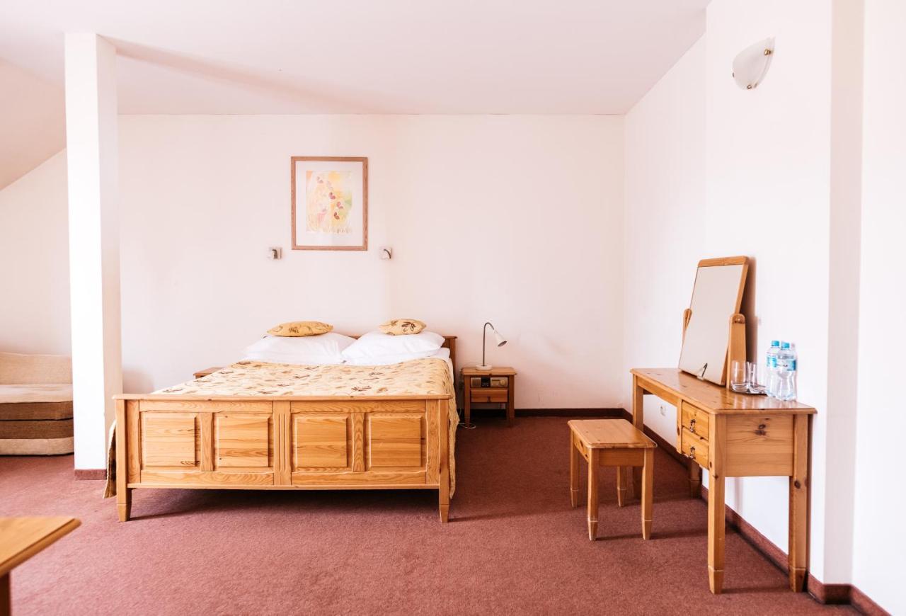 Hotel Chata Za Wsia Мислаковіце Екстер'єр фото