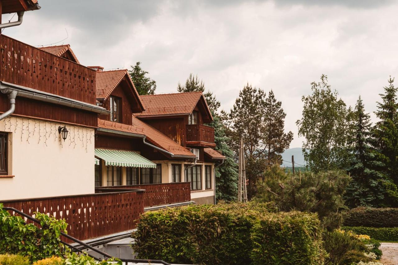 Hotel Chata Za Wsia Мислаковіце Екстер'єр фото